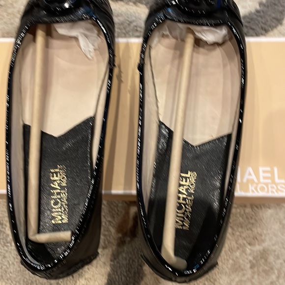 Michael Kors loafers - Picture 3 of 9